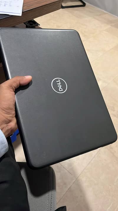Dell Latitude 3300 i37th Gen