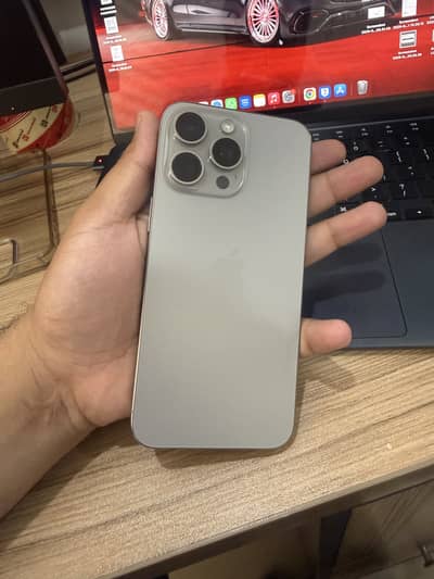 Iphone 15 pro max Factory Unlock