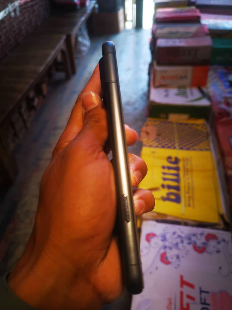 Google pixel 8 pro 4