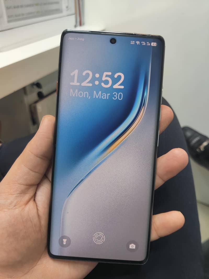 Camon 40 Pro 1