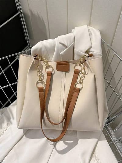 Minimalist Chain Strap Tote Bag