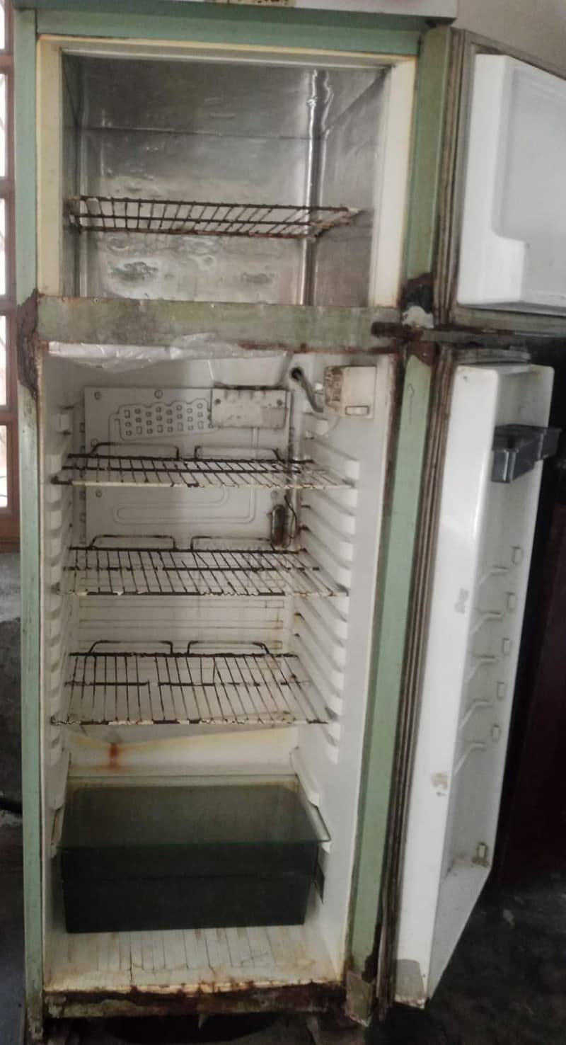 فریج براے فروخت 2