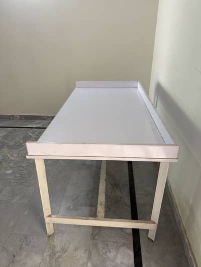 Computer table for sale