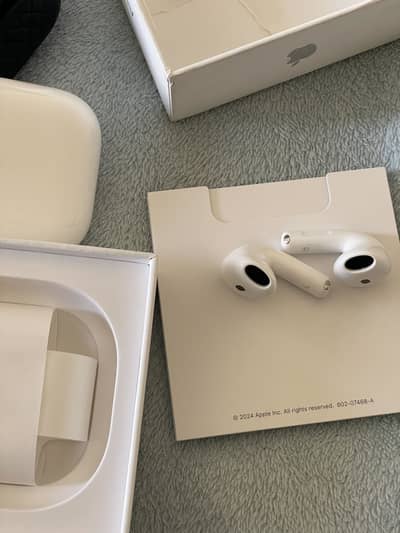 Apple Airpods 4