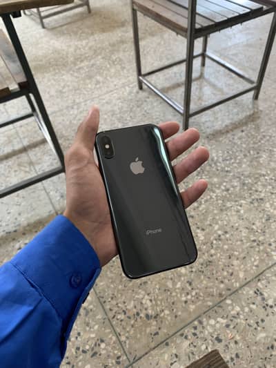 iPhone X