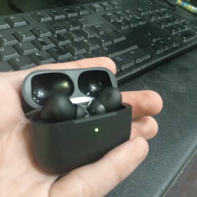 Iphone air pods On reasonable price