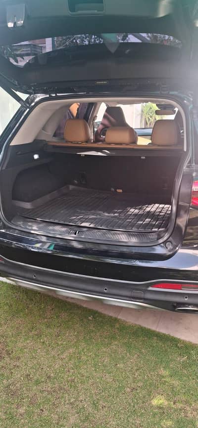 MG HS trophy urgent for sale