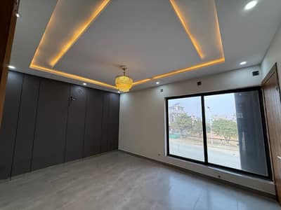 10 Marla Designer Upper Portion Ground Portion Locked For Rent