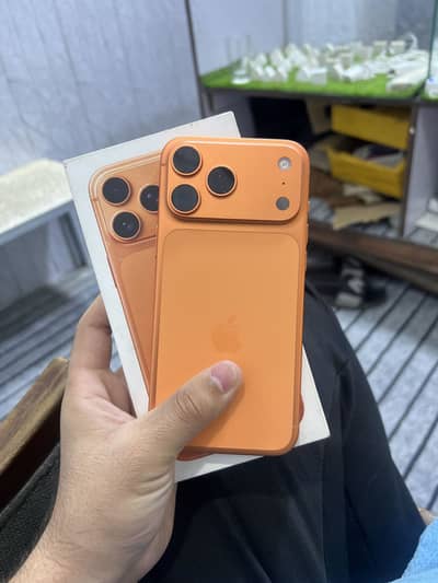 iPhone 17 Pro Max Non Pta Factory unlock 256 Gb 100% health 62 cycles