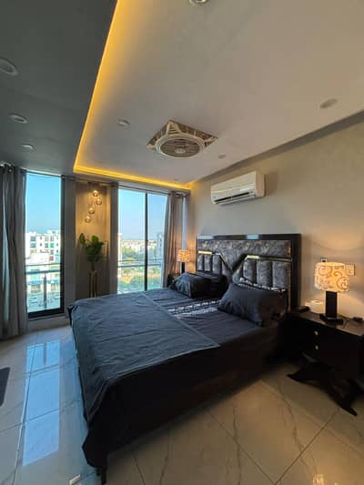 1Bedroom Brand New Luxury Fully Furnished Loaded Apartment for Rent on Daily & Monthly Basis We have full time staff available for housekeeping, cleaning, laundry and all other hotel