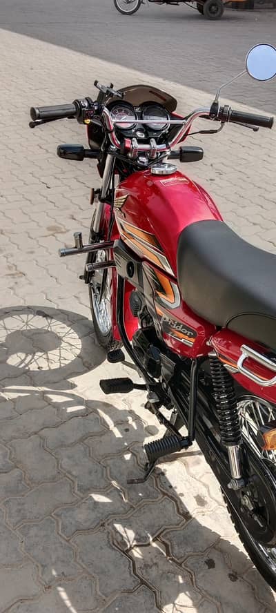 Honda pridor bike