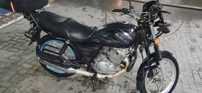 Suzuki GS 150 SE 2022 – Excellent Condition | Lahore Registered
