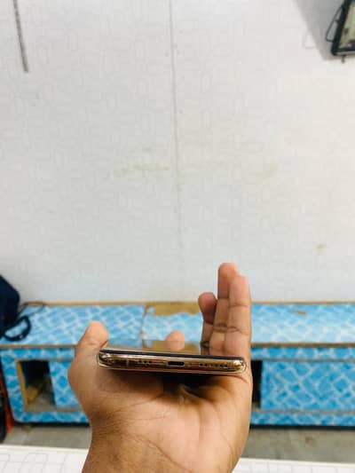 Iphone xs 64 gb sim working