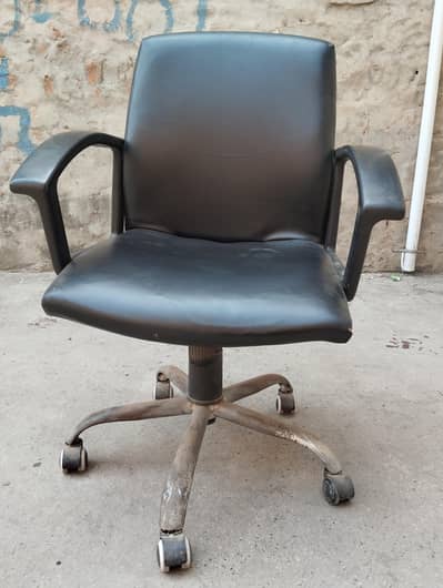 office and computer chair     rabta no. . 03074839946
