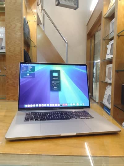 MacBook pro 2019 (16. inch) i9/64/1tb/