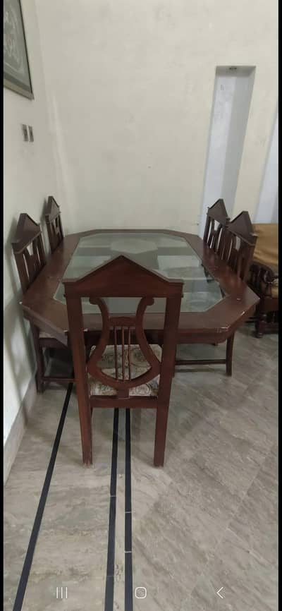 6 person sitting Dinning Table