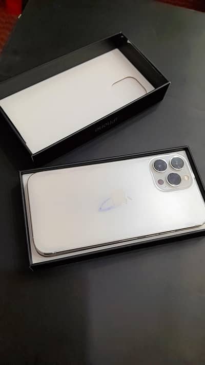 iphone 13 pro max white colour 256 gb non pata factory unlock