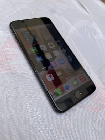 Iphone 7 Plus 128 GB PTA Approved