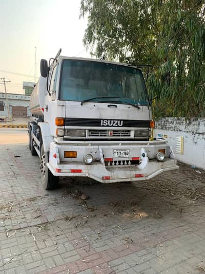 Isuzu oil tanker