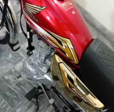 honda 125 special edition avaiilable for sale.