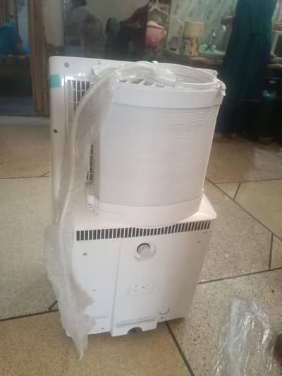 Midea Portable AC MAP14AS1TWT-C with Supply