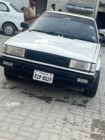 Nissan Sunny 1988