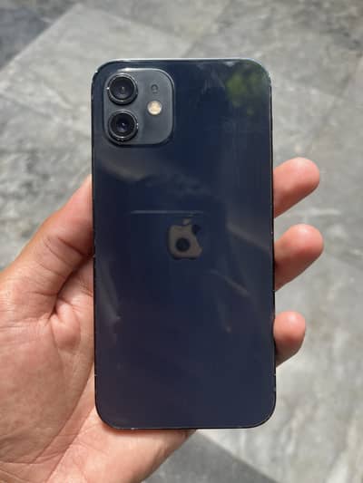 Apple iPhone 12