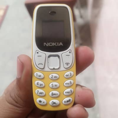 Nokia mini feature phone