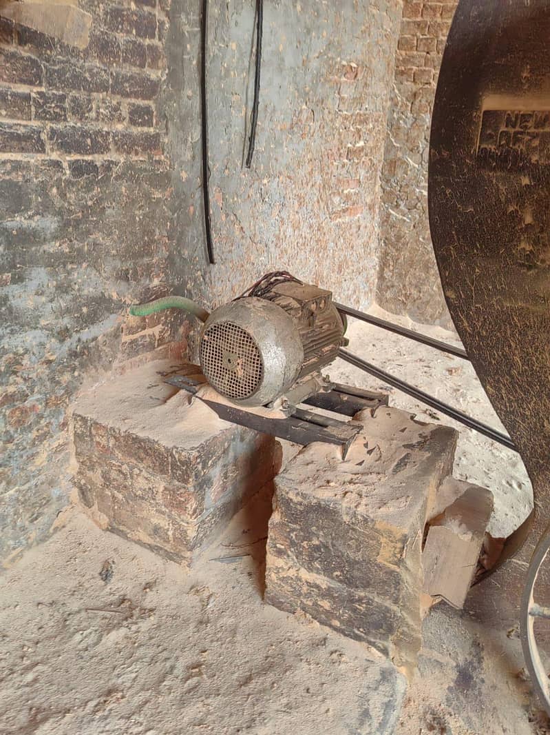 آرا مشین 2 عدد فل سائز سٹارٹر کےساتھ 4