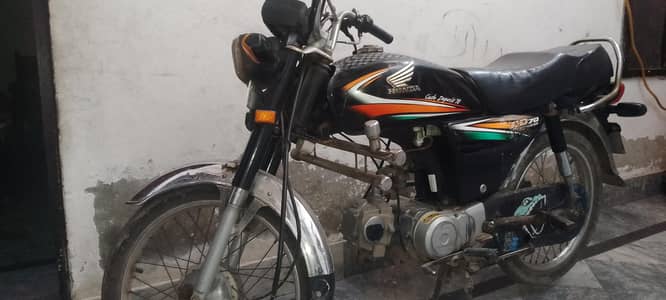 Honda CD 70 2016 Model – Black – Good Condition