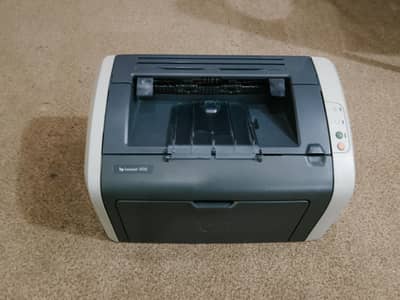 Used HP Laserjet 1010 printer for sale in Islamabad cartage problem