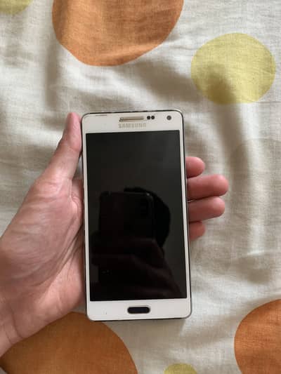 Samsung galaxy a5 mobile phone