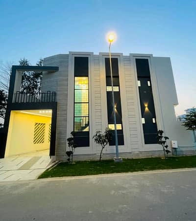 Prime Location House For Grabs In 4 Marla Gujranwala