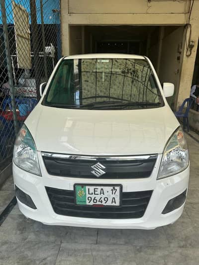 Suzuki wagnor VXL 2017 model  total genuine paint
