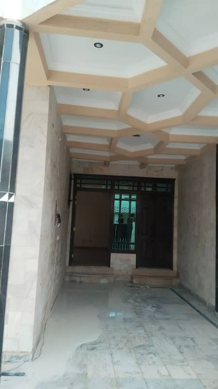 G 10/2 FULL HOUSE FOR RENT 7