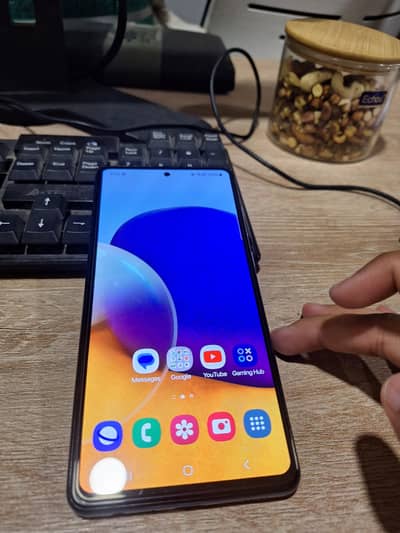 Samsung A72conditions Good