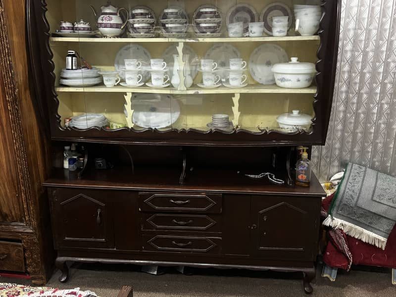 Bed set + dressing table + showcase 4