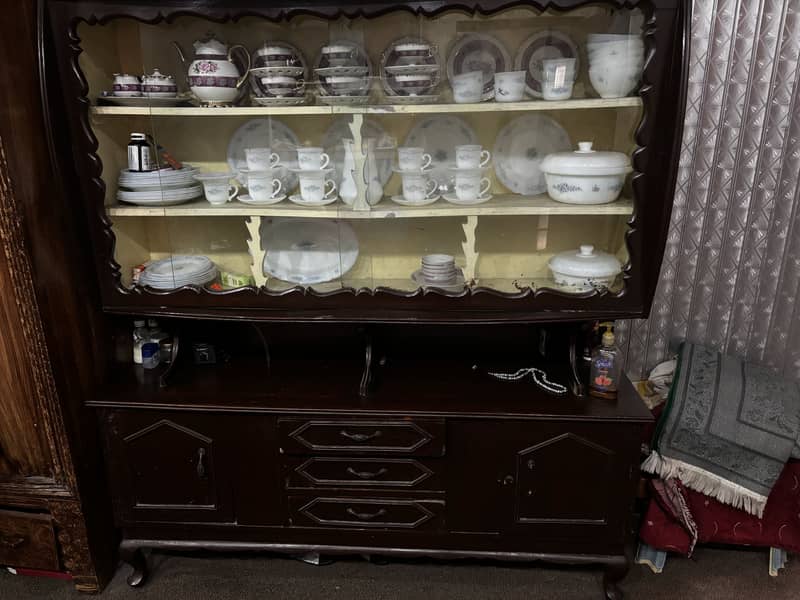 Bed set + dressing table + showcase 5