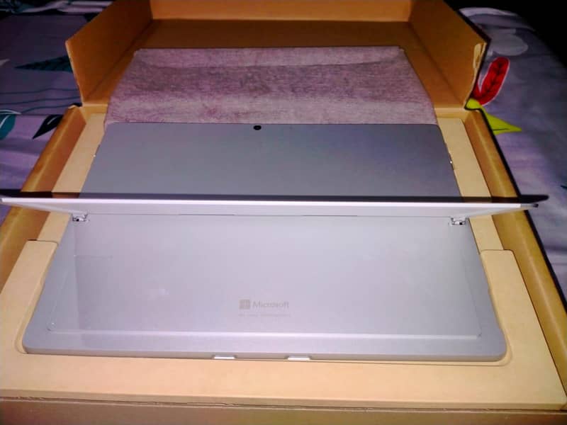 Microsoft surface pro8 11 generation 0