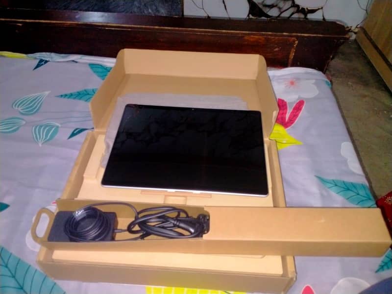 Microsoft surface pro8 11 generation 2