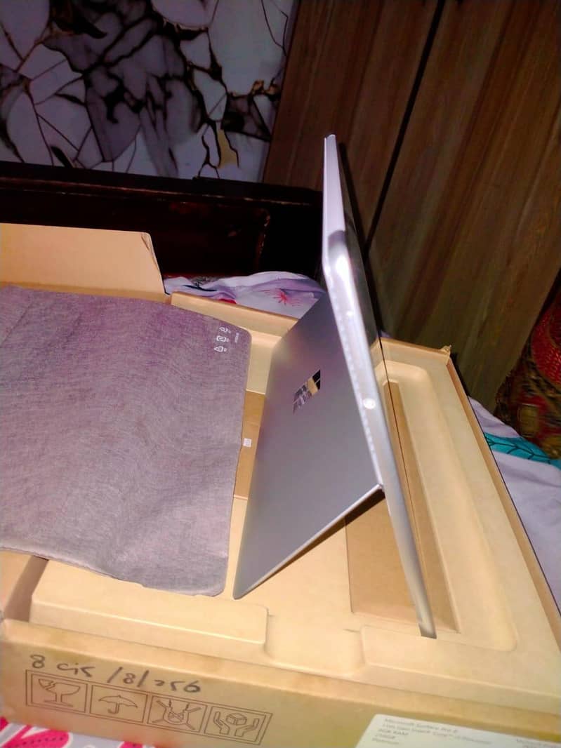 Microsoft surface pro8 11 generation 8