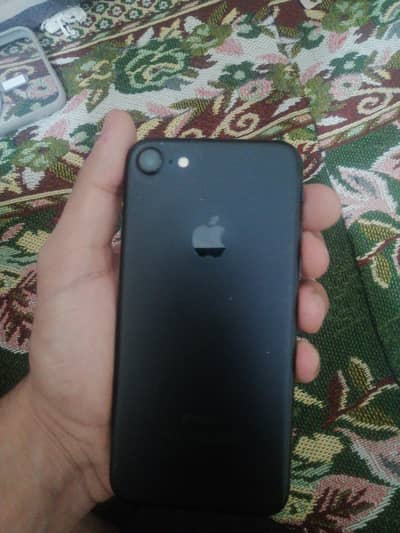 iPhone 7 128GB Non-PTA — NEVER OPENED — FACTORY ORIGINAL