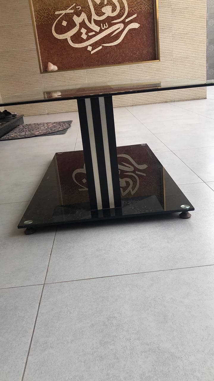 glass table 3