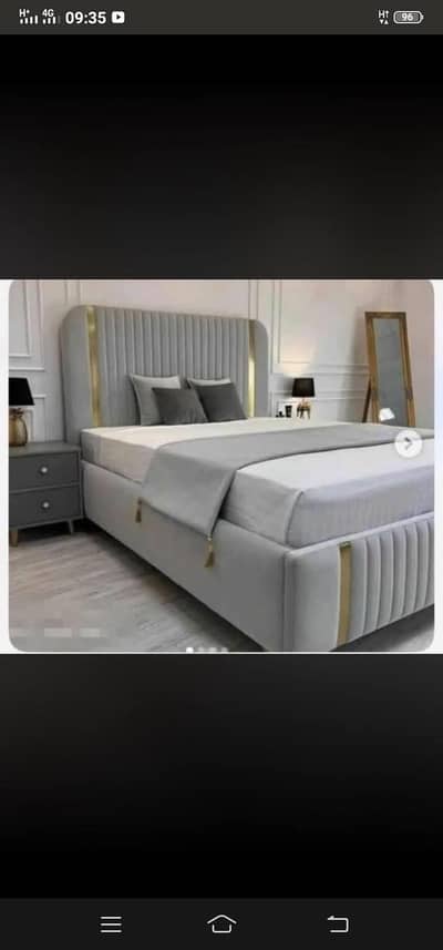 Luxury Wood Bedset