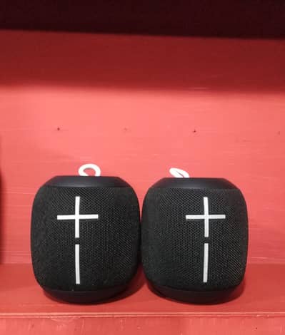 UE Wonderboom Ultimate Ears Wonderboom Bluetooth Waterproof Speakers