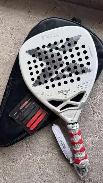 NOX AT10 Genius 2026