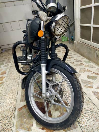 Suzuki GS 150 SE Model 2017