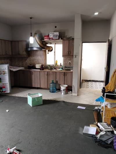 Three bedrooms unfurnished flat available for rent in E11 4