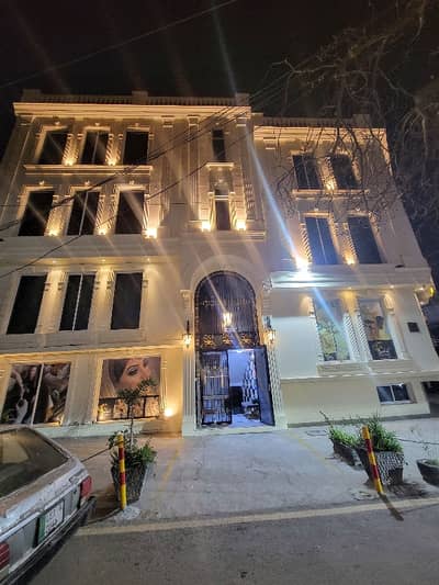 Commercial Office Space Available Johar Town For Rent