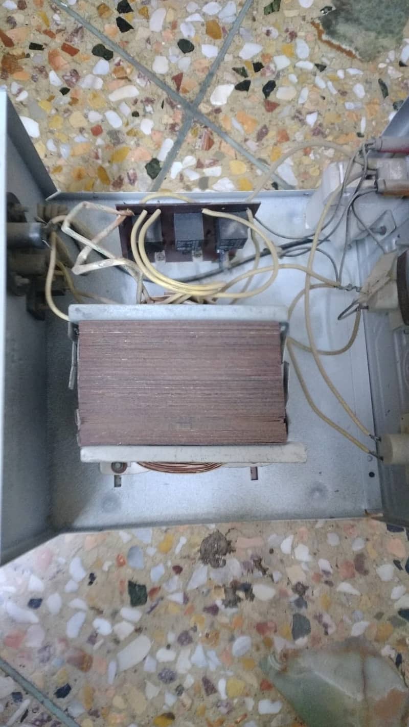 Automaticc Voltage Stabiliser 4